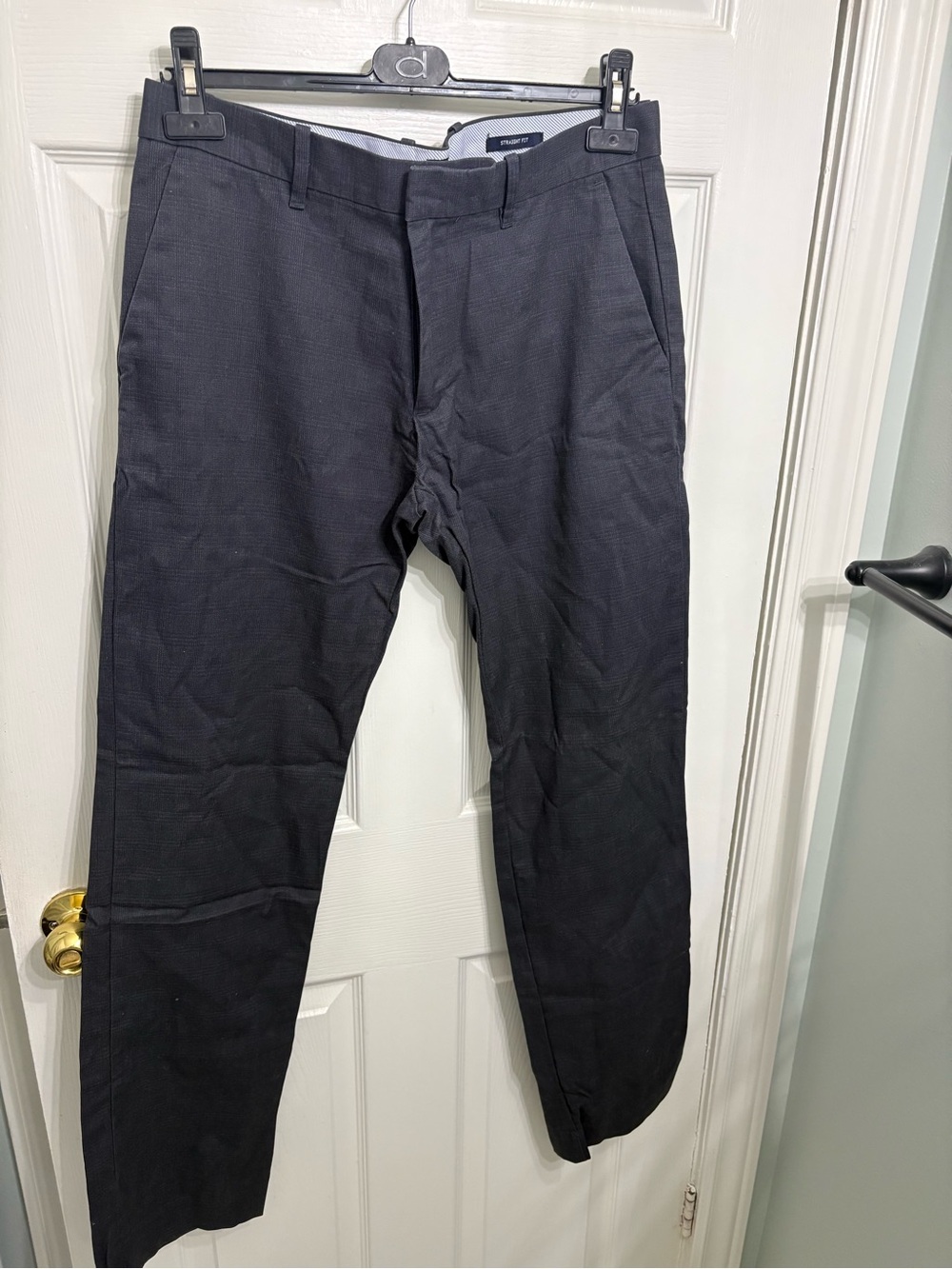 GAP Men's Dark Blue Plaid Tailored Khakis 32/34
